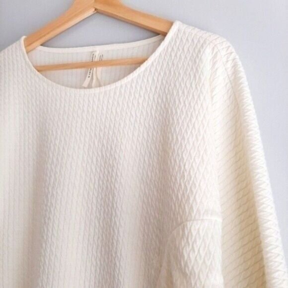 ANTHROPOLOGIE | Puffed Dolman Sleeve Textured Soft Comfy Top Ivory White Sz XS - Picture 5 of 13